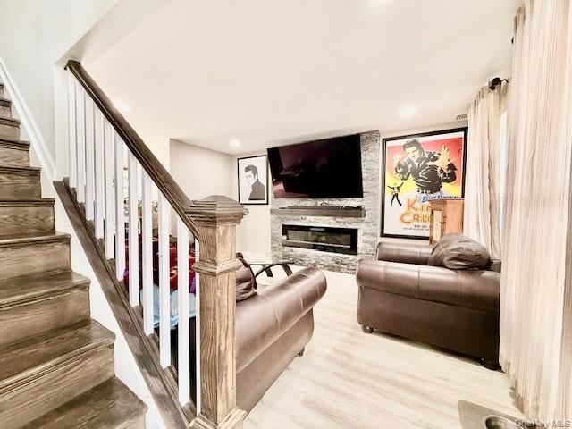 Single Family Robinwood  Suffolk County, NY 11967, MLS-954364-11