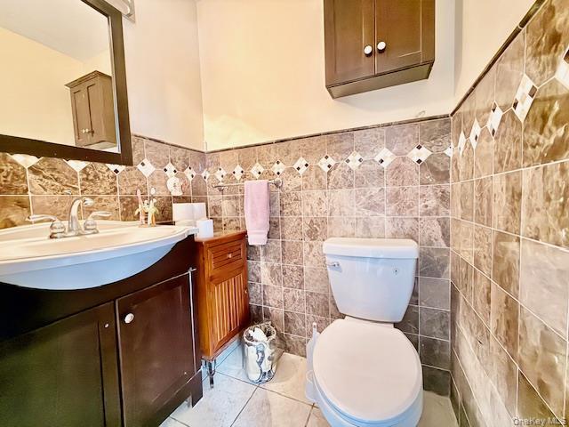 Single Family Robinwood  Suffolk County, NY 11967, MLS-954364-14