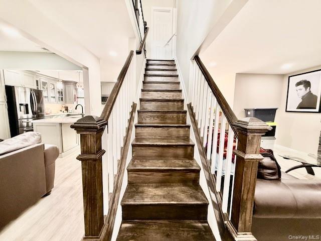 Single Family Robinwood  Suffolk County, NY 11967, MLS-954364-15