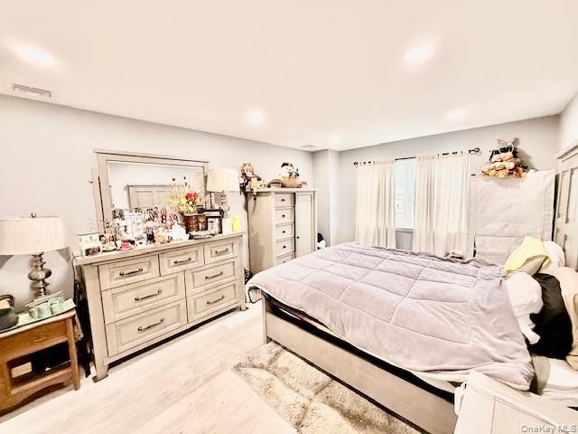 Single Family Robinwood  Suffolk County, NY 11967, MLS-954364-20