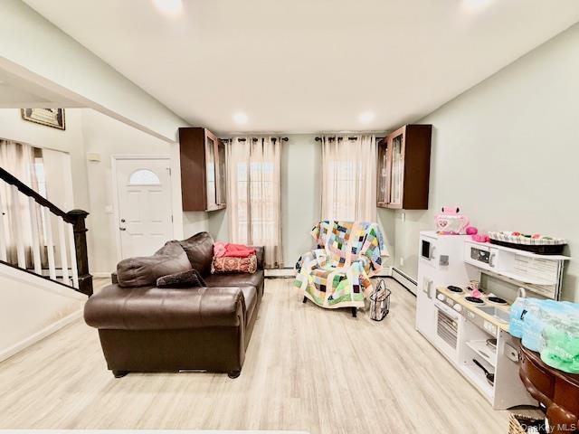 Single Family Robinwood  Suffolk County, NY 11967, MLS-954364-9