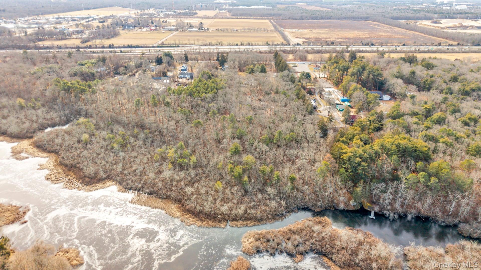 Single Family Long Island Suffolk County, NY 11980, MLS-954388-22