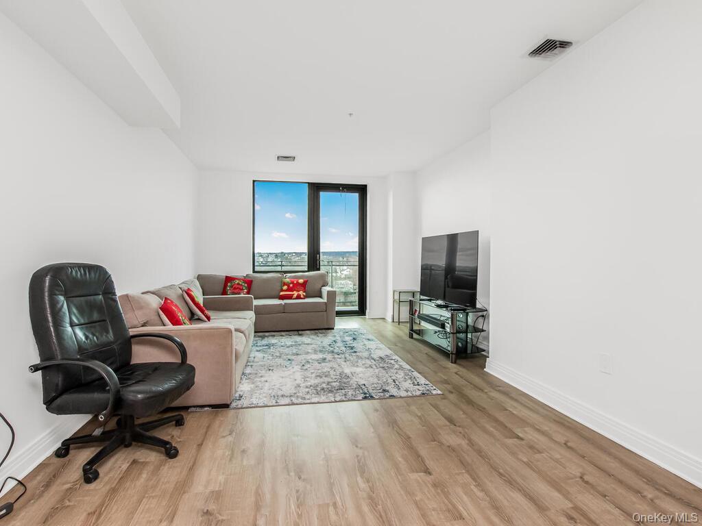 Condo Ridge Hill  Westchester County, NY 10710, MLS-954389-3