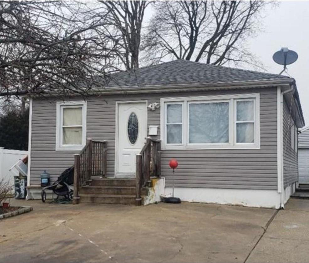 Single Family Campion Suffolk County, NY 11717, MLS-954400-2