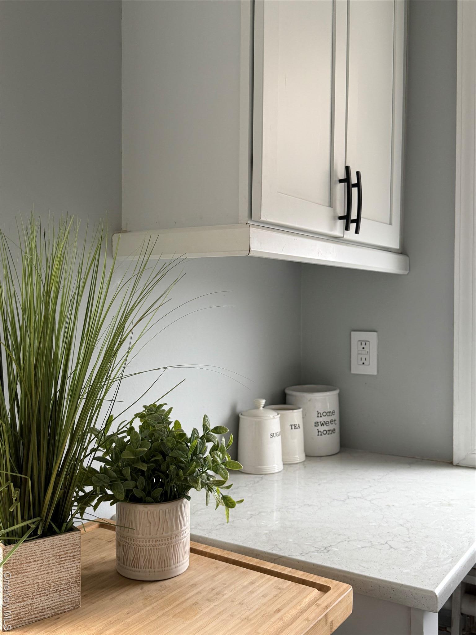 Coop 234th Queens, NY 11422, MLS-954470-5