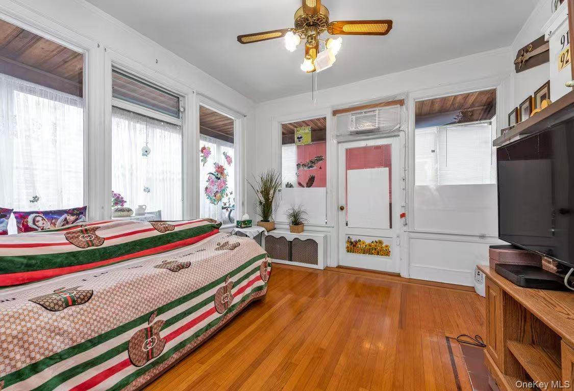 Single Family 223rd St  Queens, NY 11361, MLS-954524-6