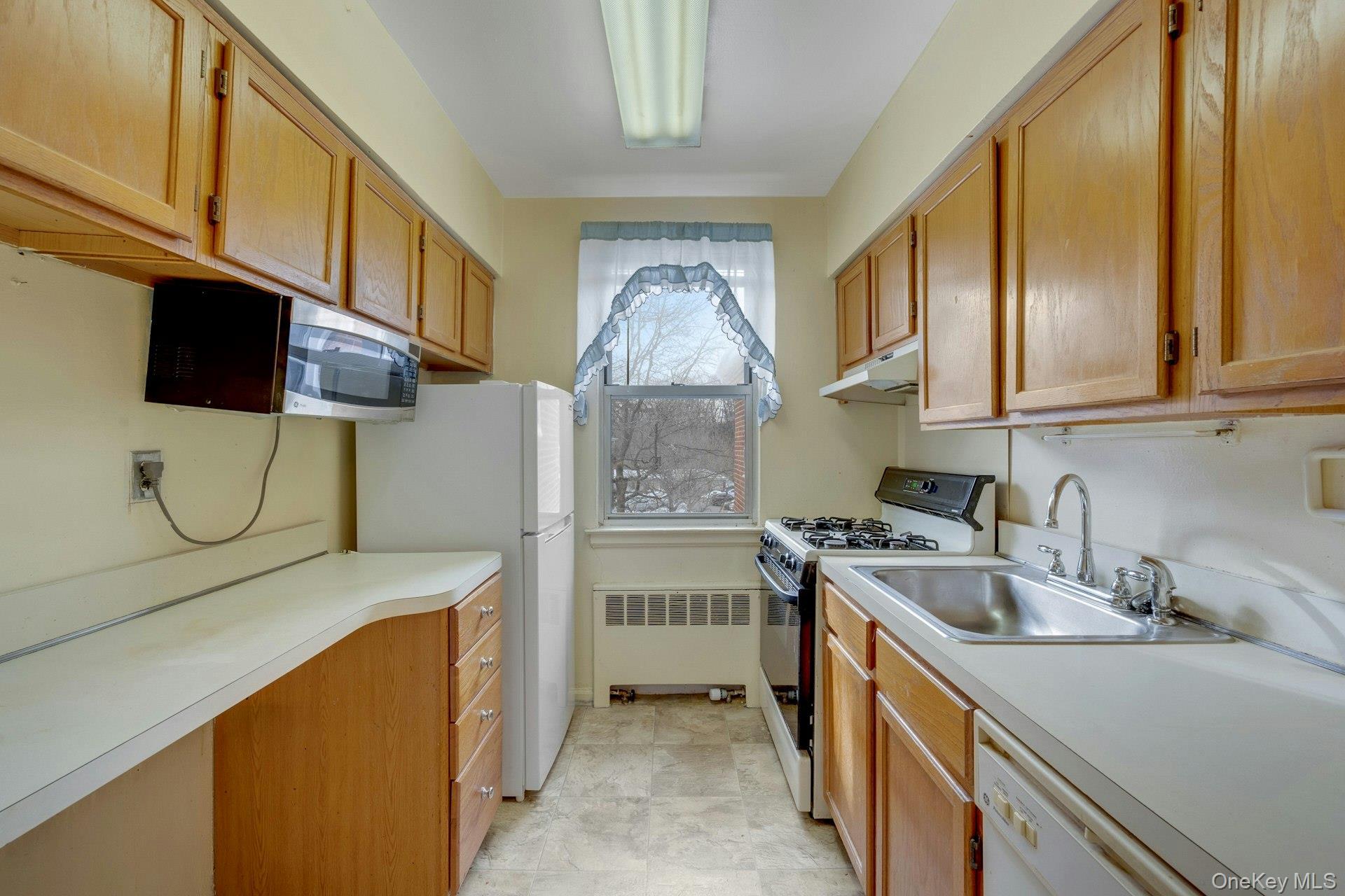 Coop Bryant  Westchester County, NY 10605, MLS-954534-8