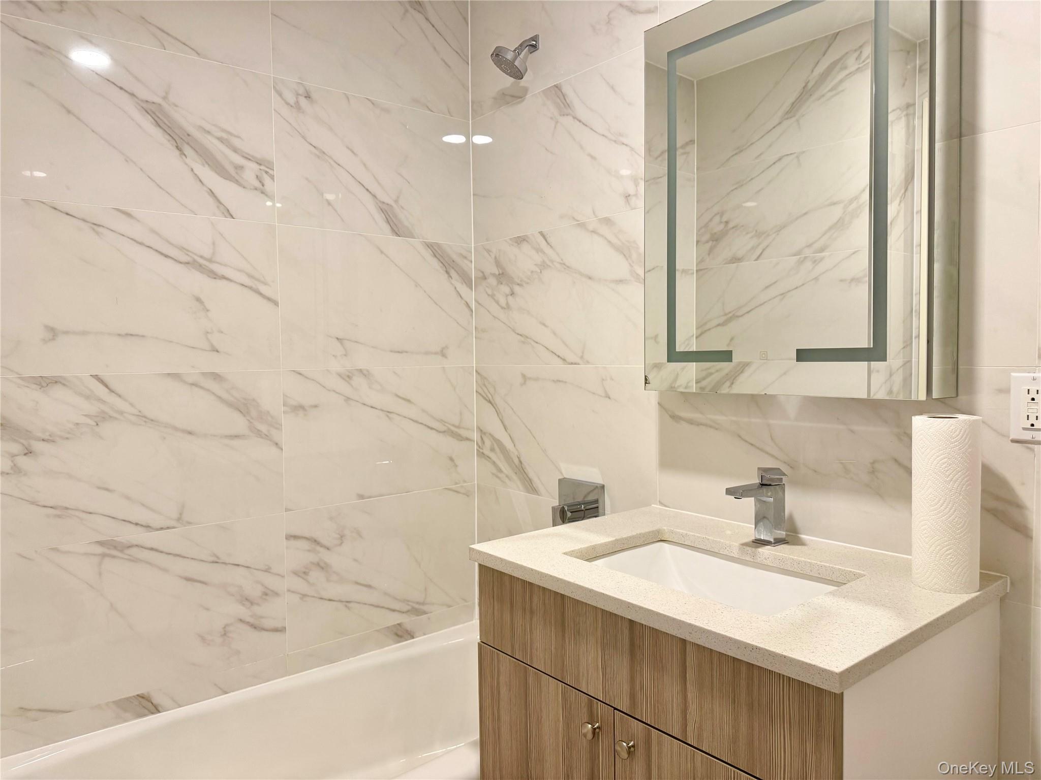 Condo Justice Queens, NY 11373, MLS-954540-4