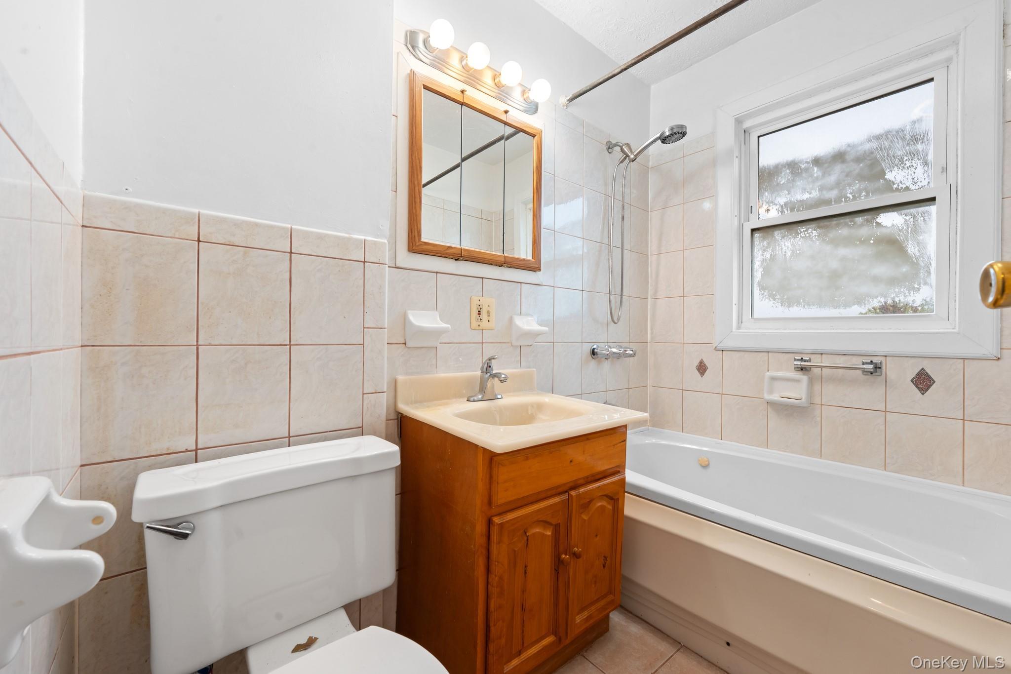 Single Family Boyd  Bronx, NY 10466, MLS-954543-8