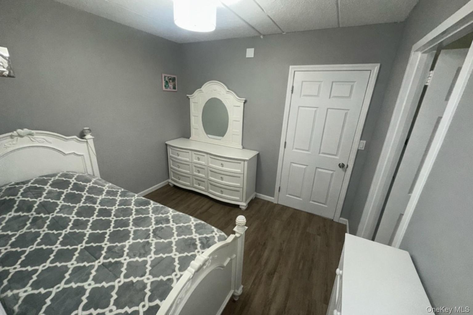 Condo 69th  Queens, NY 11379, MLS-954577-20