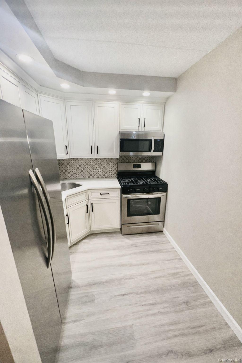 Condo 69th Queens, NY 11379, MLS-954577-5