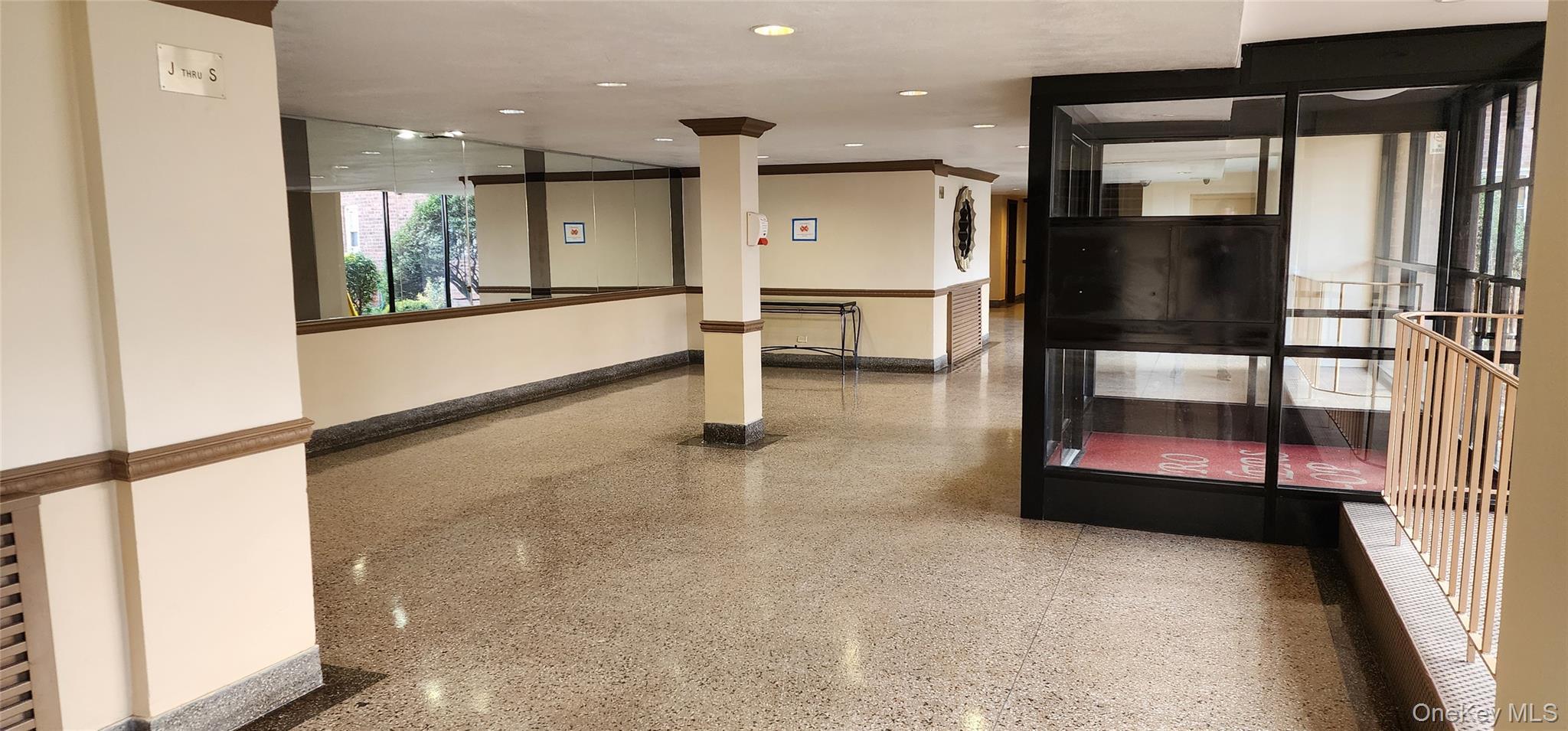 Coop Yellowstone  Queens, NY 11375, MLS-954581-3