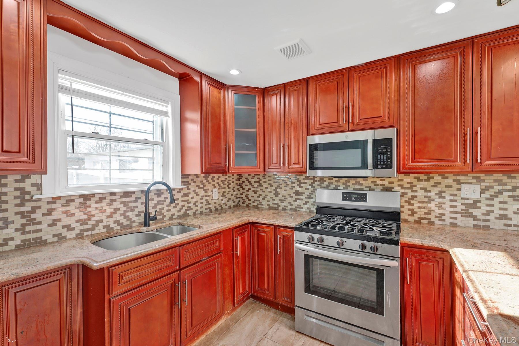 Single Family 109th  Queens, NY 11433, MLS-954583-2