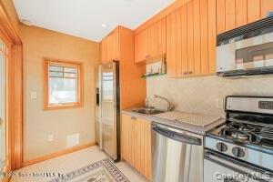 Single Family Wakefield Staten Island, NY 10312, MLS-954589-18