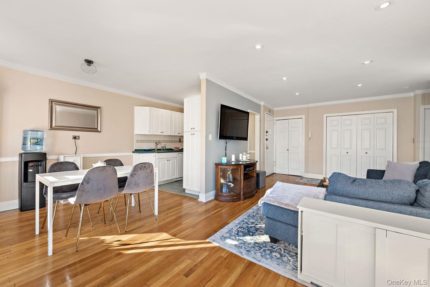 Coop Mosholu  Bronx, NY 10471, MLS-954594-13