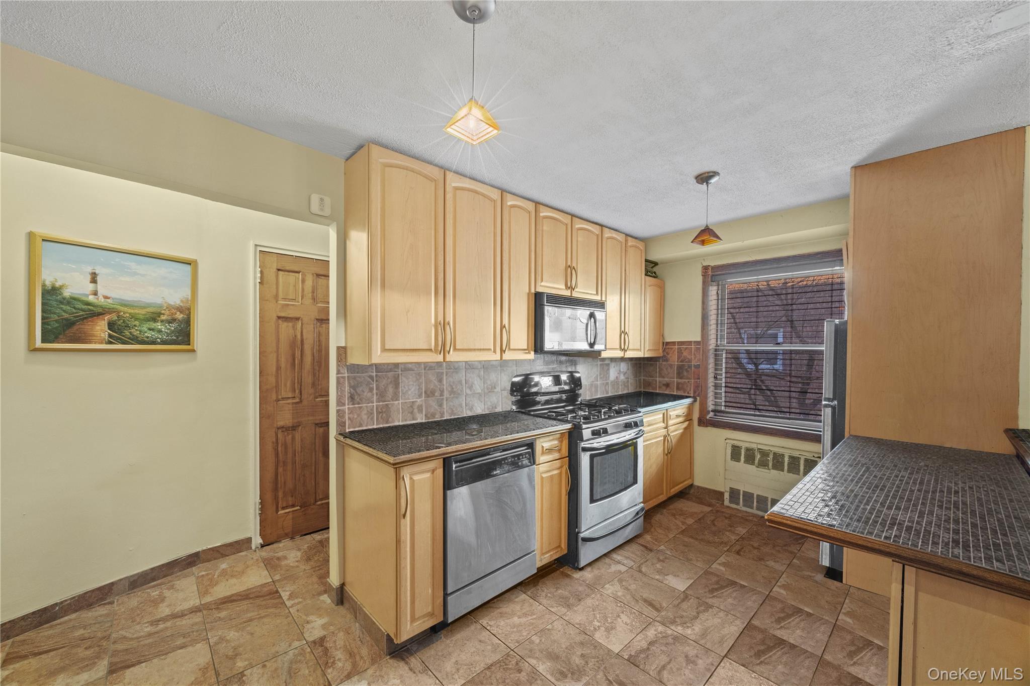 Coop Broadway  Bronx, NY 10471, MLS-954598-12