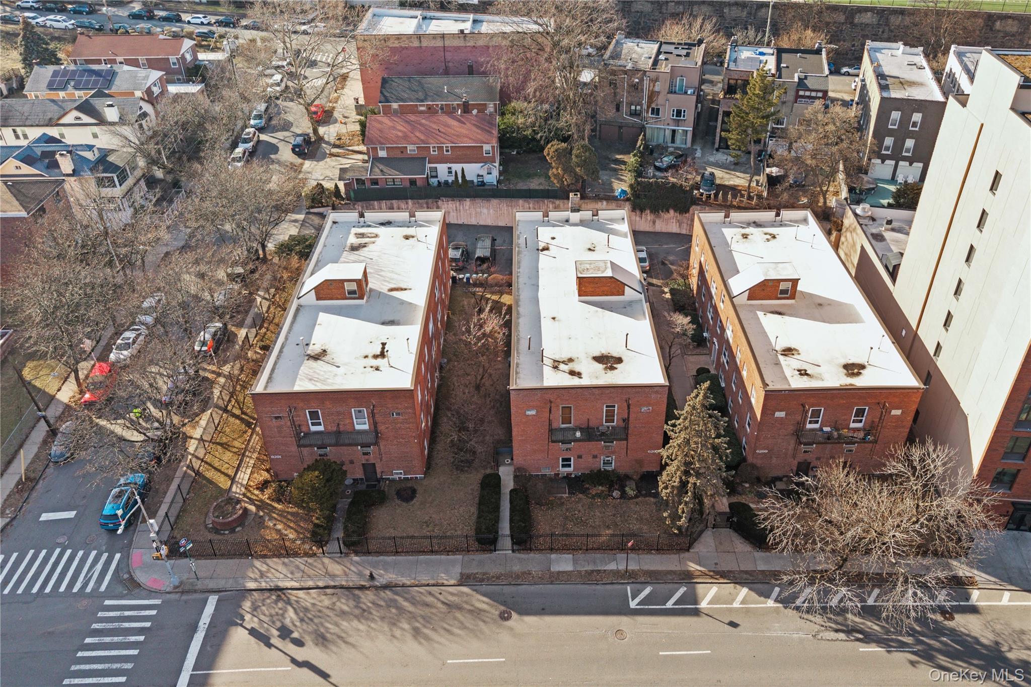 Coop Broadway  Bronx, NY 10471, MLS-954598-15