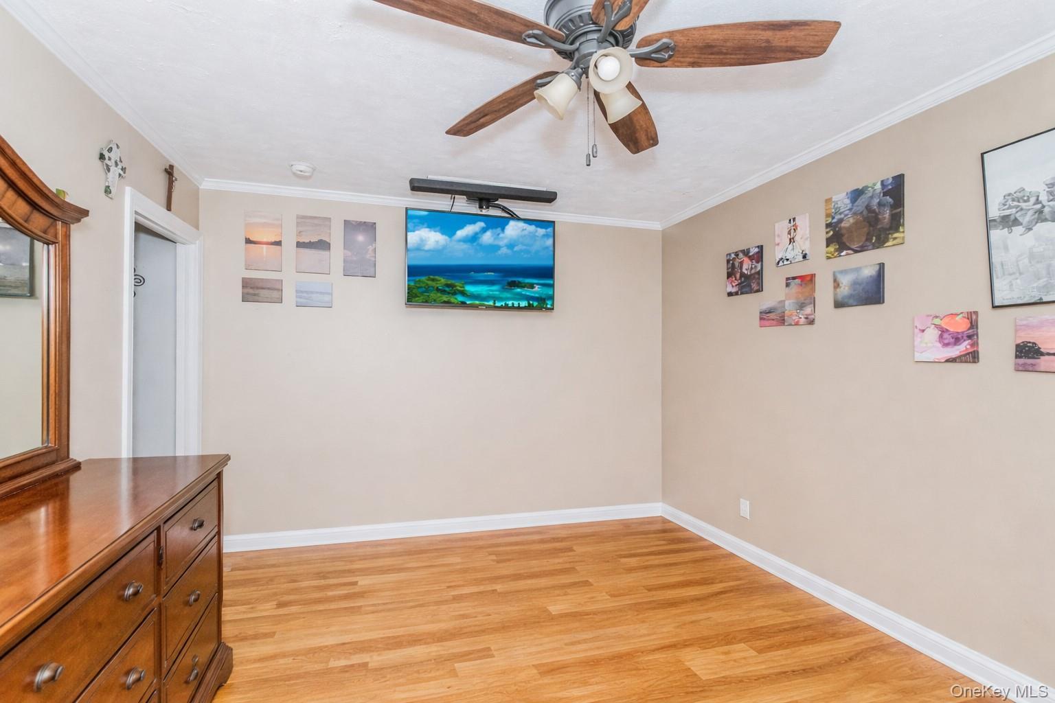 Single Family 164th  Queens, NY 11414, MLS-954653-22