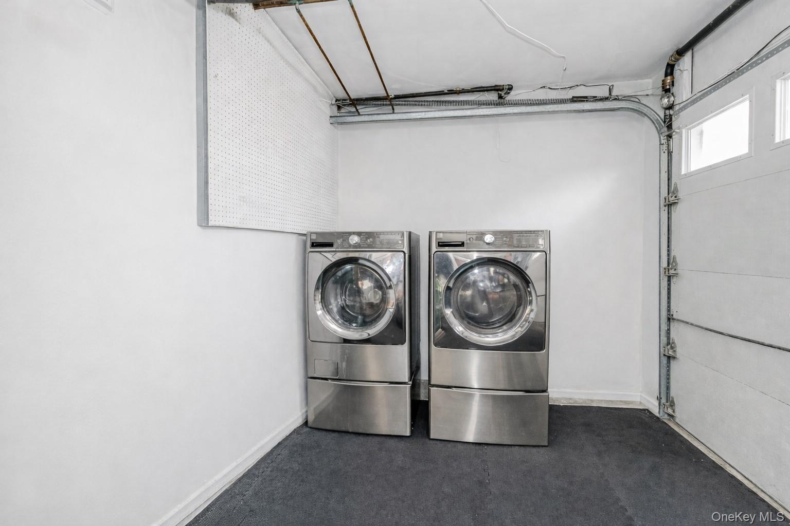 Single Family 164th  Queens, NY 11414, MLS-954653-35