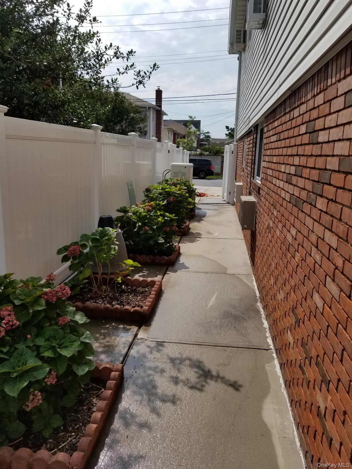 Single Family 164th  Queens, NY 11414, MLS-954653-40