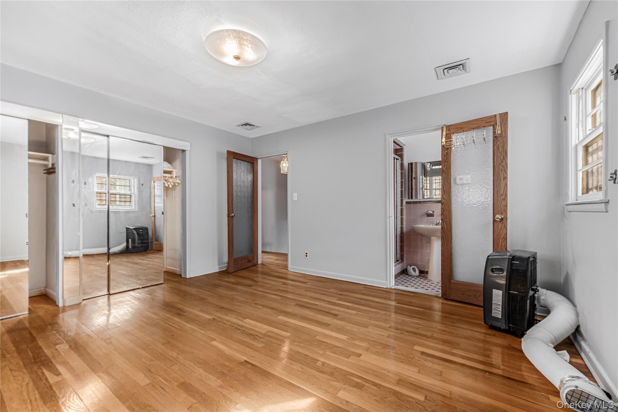 Single Family Sawyer  Queens, NY 11427, MLS-954659-26