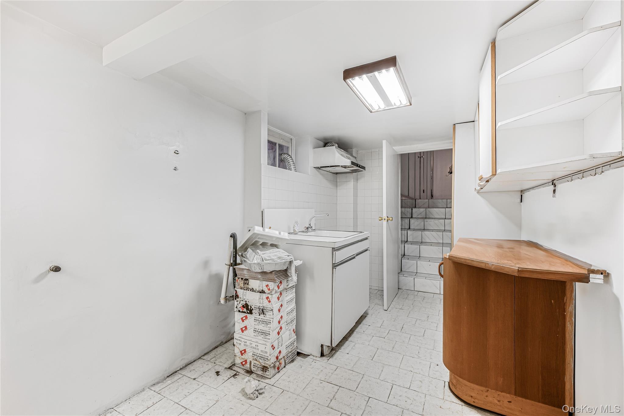 Single Family Sawyer  Queens, NY 11427, MLS-954659-38