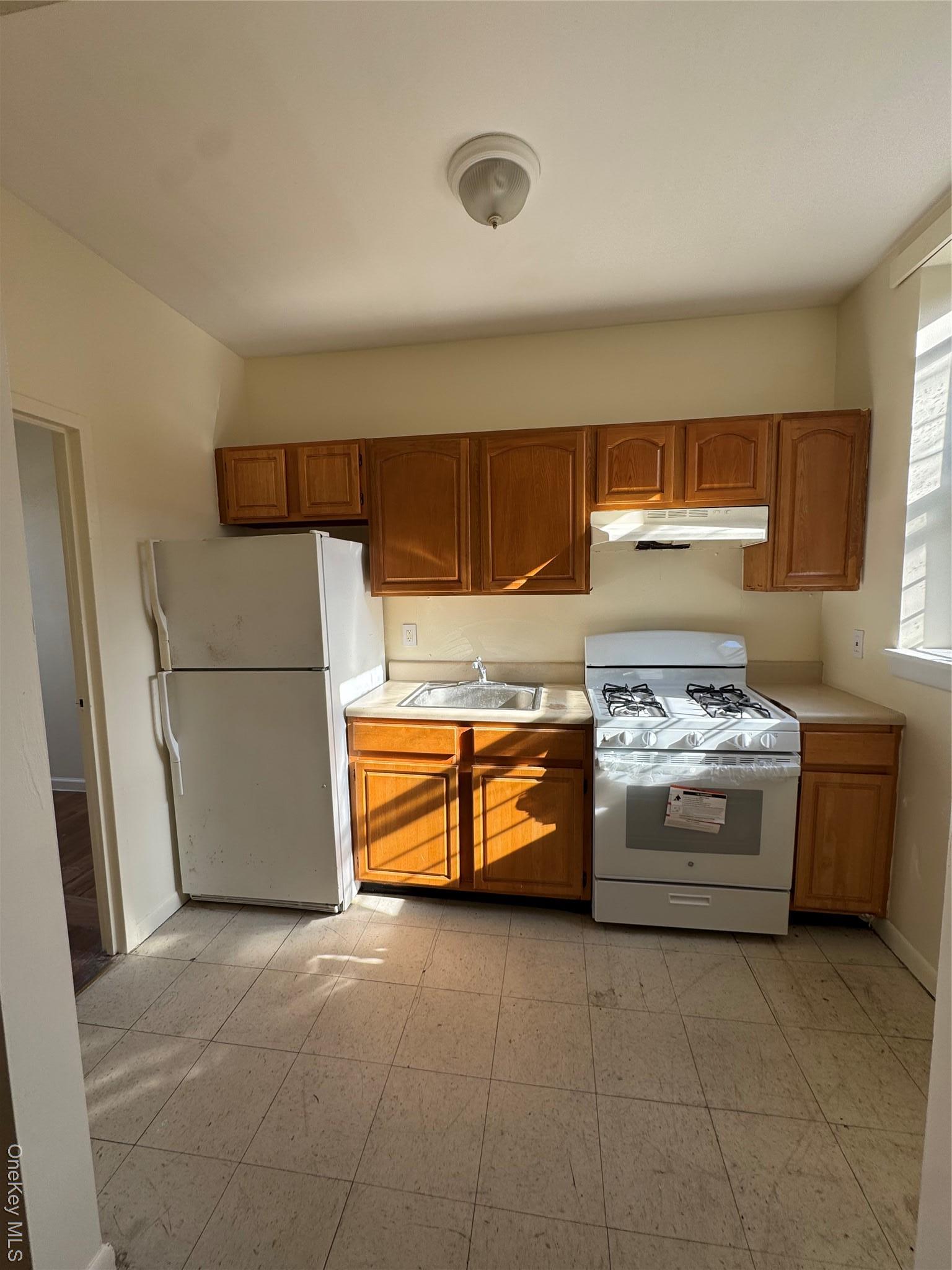 Single Family Belmont  Brooklyn, NY 11028, MLS-954663-8