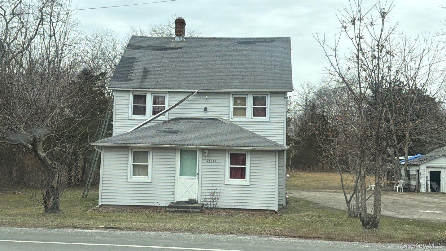 Single Family Main  Suffolk County, NY 11935, MLS-954672-2