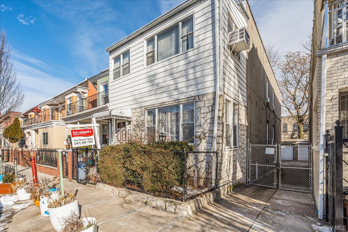 Single Family East 26  Brooklyn, NY 11226, MLS-954683-2