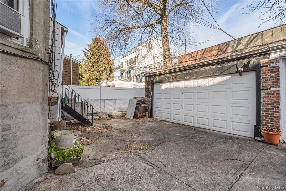 Single Family East 26  Brooklyn, NY 11226, MLS-954683-3