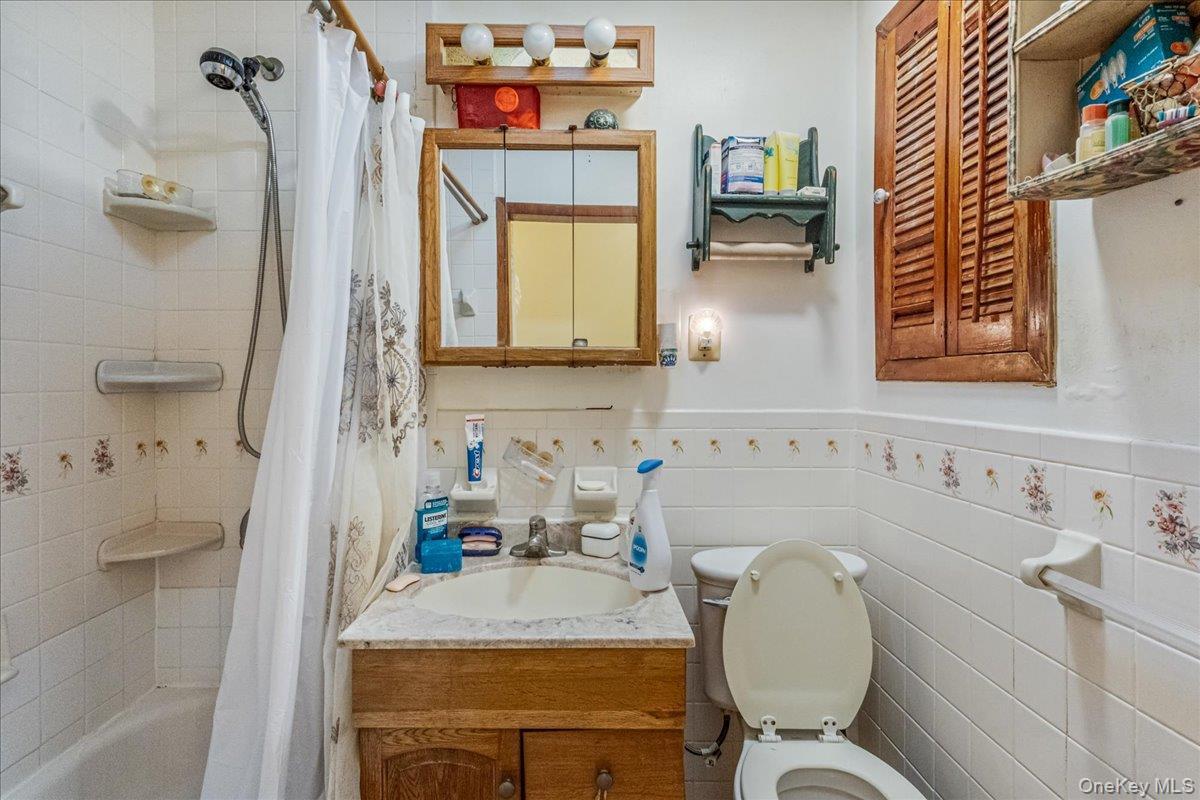 Single Family East 26  Brooklyn, NY 11226, MLS-954683-8