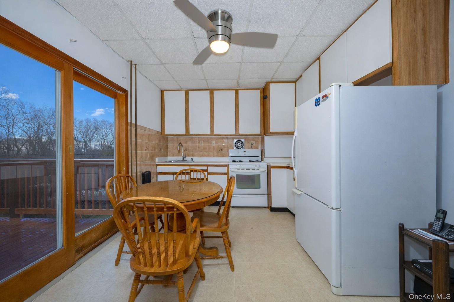 Single Family Main  Dutchess County, NY 12590, MLS-954715-8