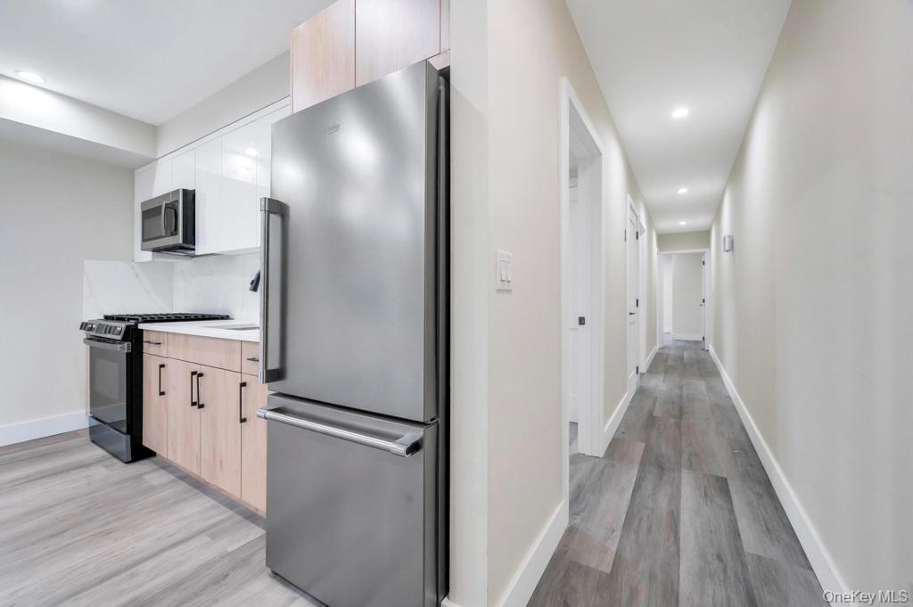 Single Family 56 Queens, NY 11377, MLS-954742-30