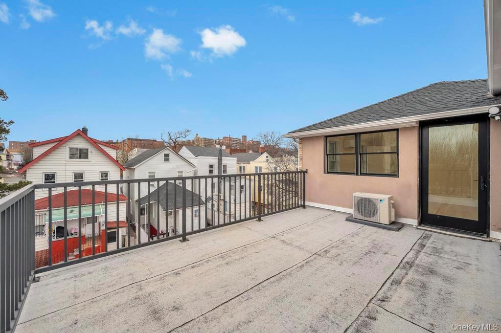 Single Family 56 Queens, NY 11377, MLS-954742-8