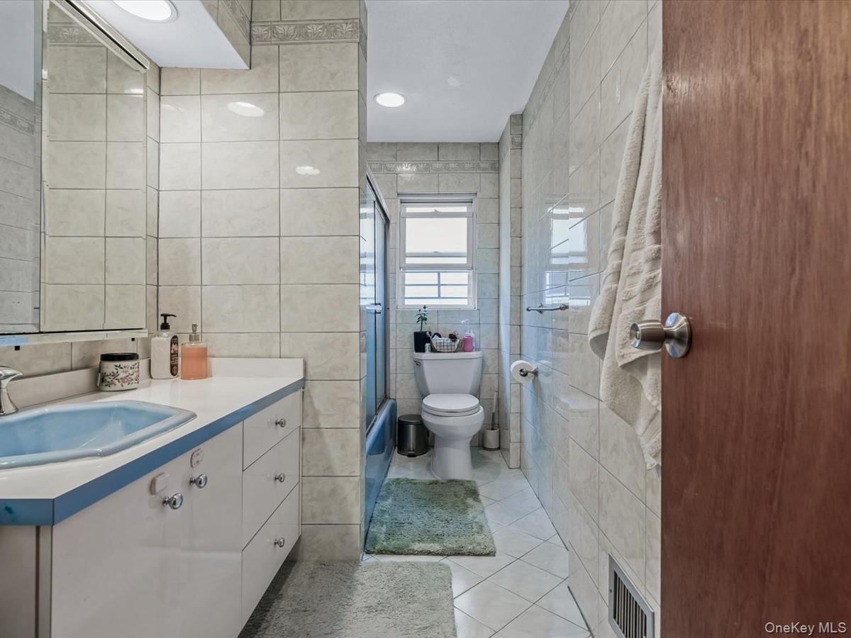 Single Family 72nd  Queens, NY 11362, MLS-954747-13