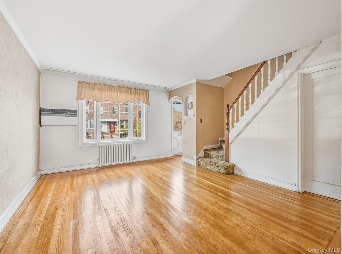 Single Family 26th  Queens, NY 11105, MLS-954756-15