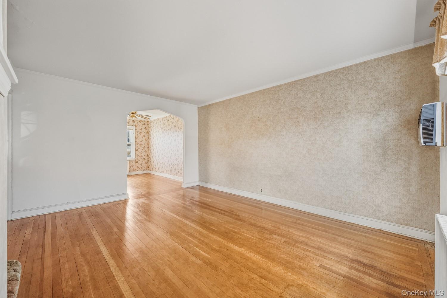 Single Family 26th  Queens, NY 11105, MLS-954756-16