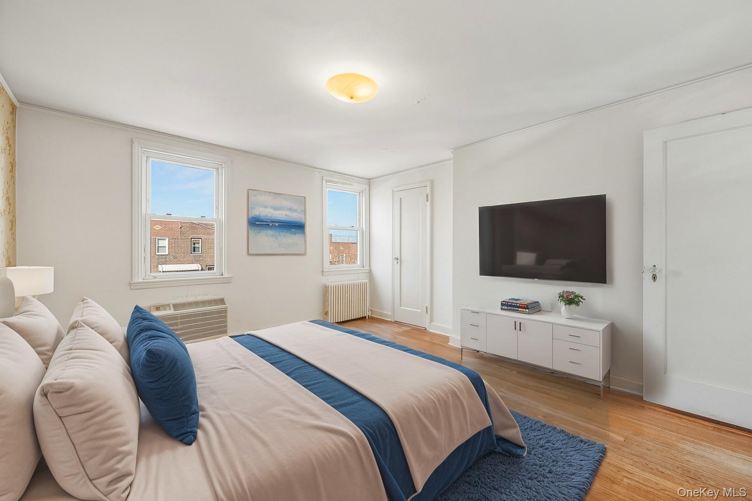 Single Family 26th  Queens, NY 11105, MLS-954756-5