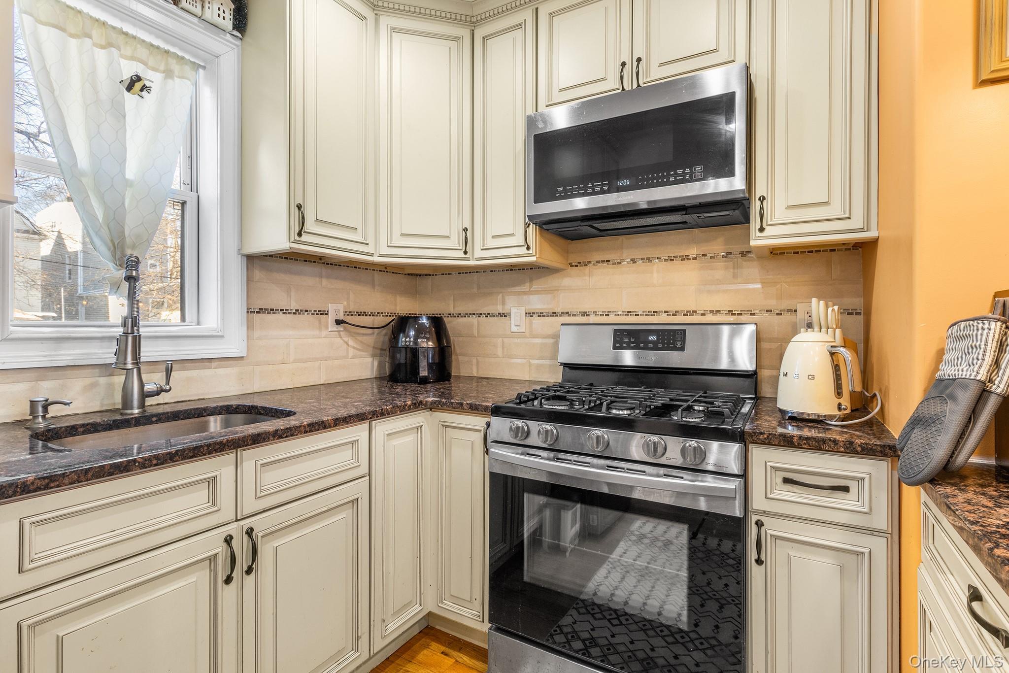 Single Family 140th  Queens, NY 11436, MLS-954758-9