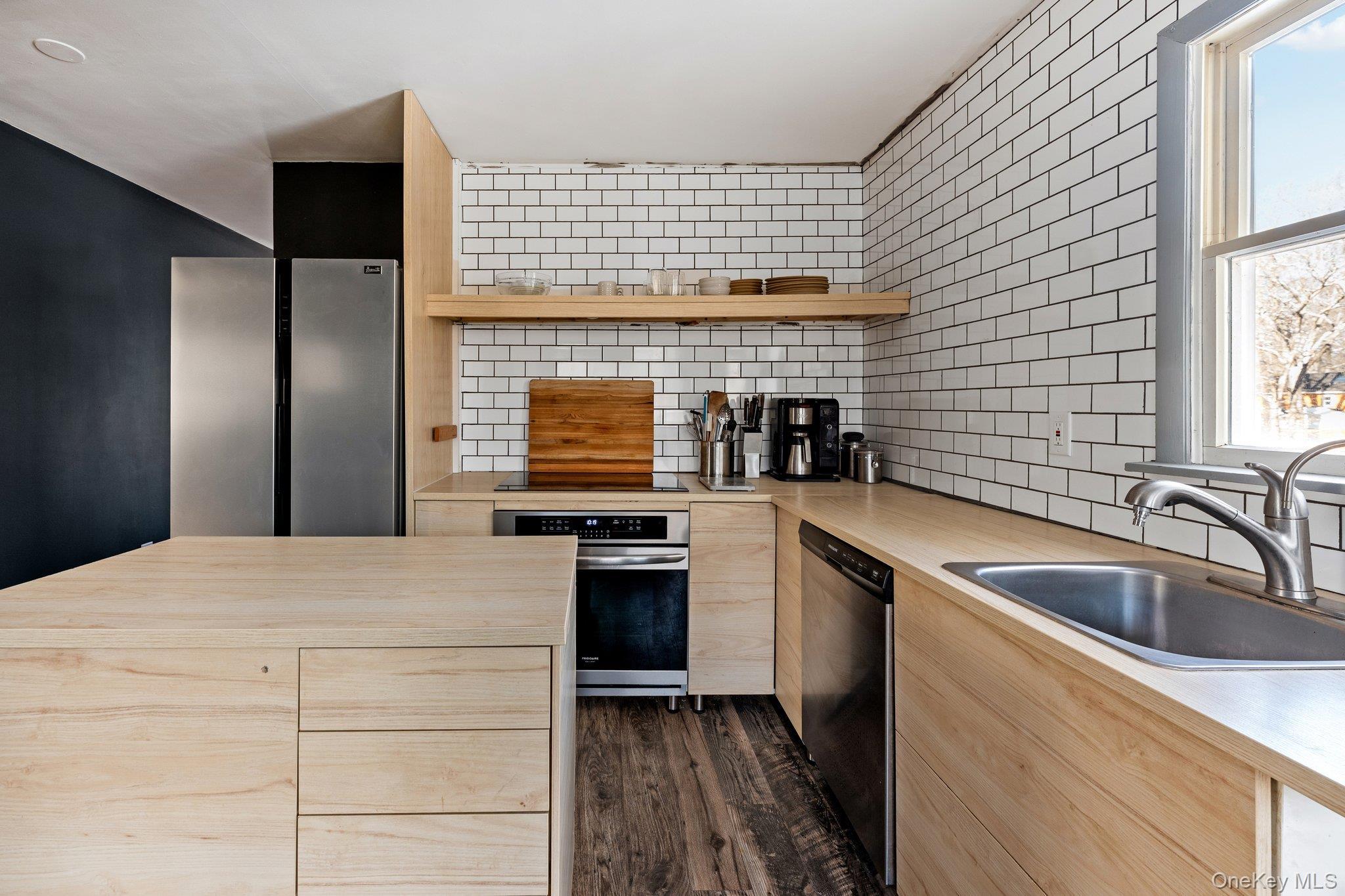 Single Family Maple  Suffolk County, NY 11901, MLS-954761-13