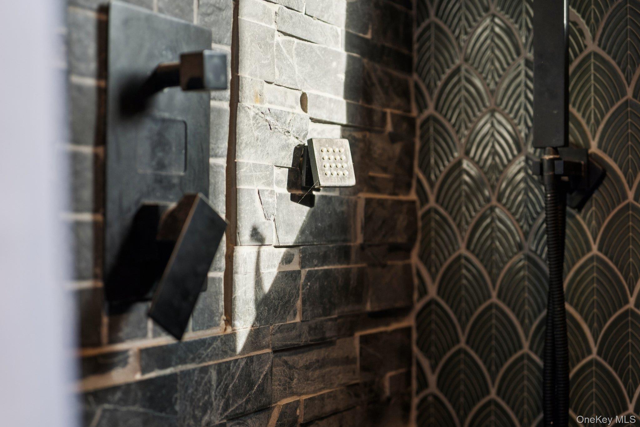 Single Family Maple  Suffolk County, NY 11901, MLS-954761-28