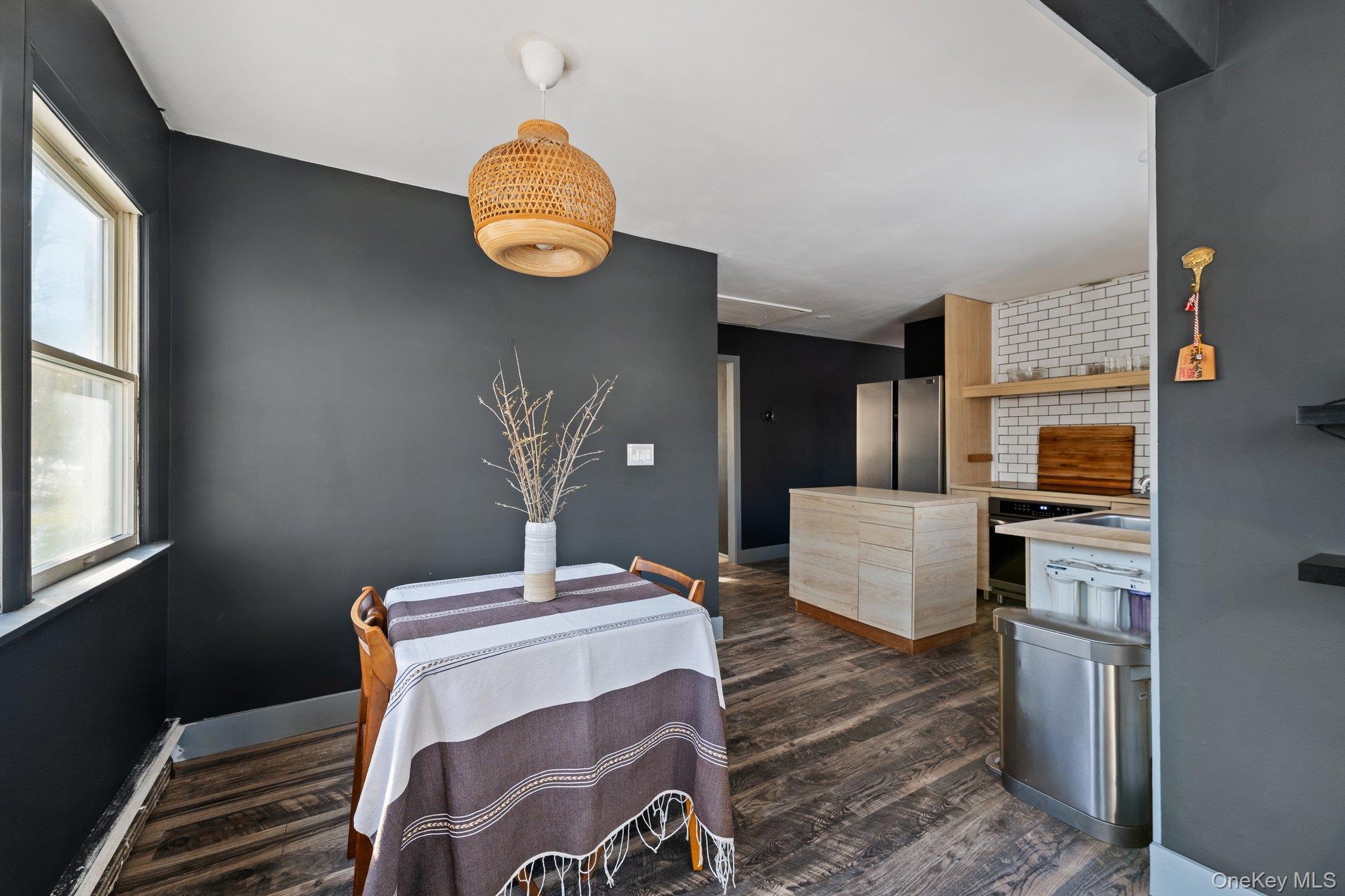 Single Family Maple  Suffolk County, NY 11901, MLS-954761-8