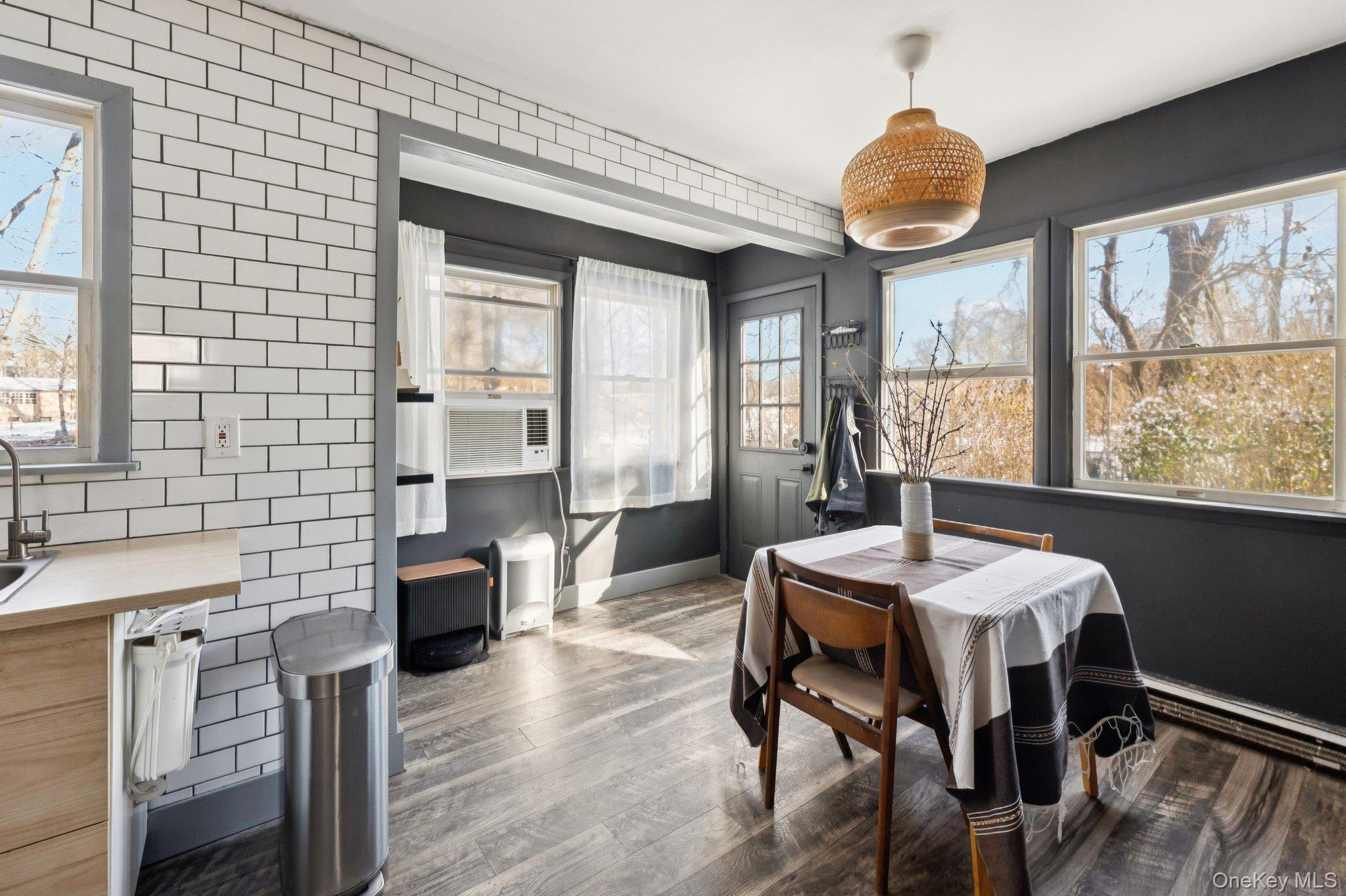 Single Family Maple  Suffolk County, NY 11901, MLS-954761-9