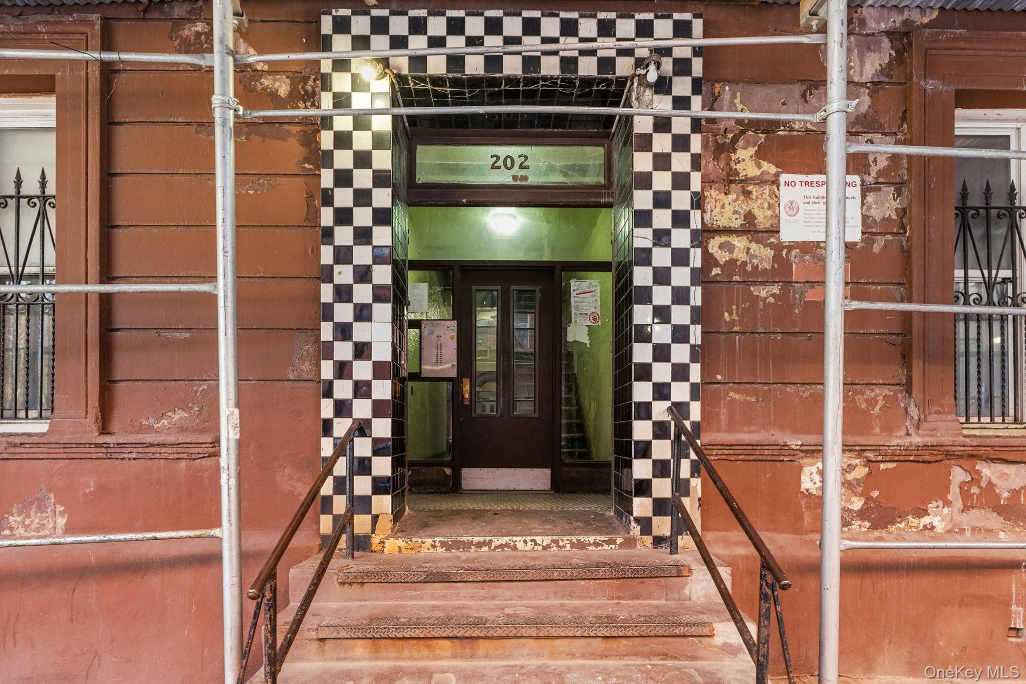 Coop W 118th St  Manhattan, NY 10026, MLS-954780-15