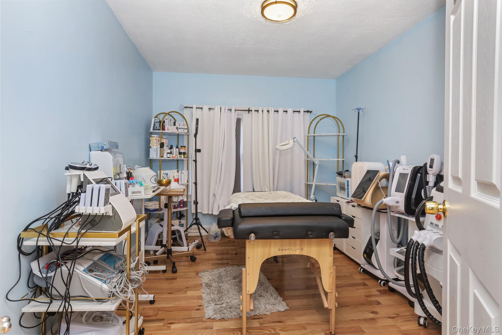 Single Family Andrews Bronx, NY 10453, MLS-954796-26