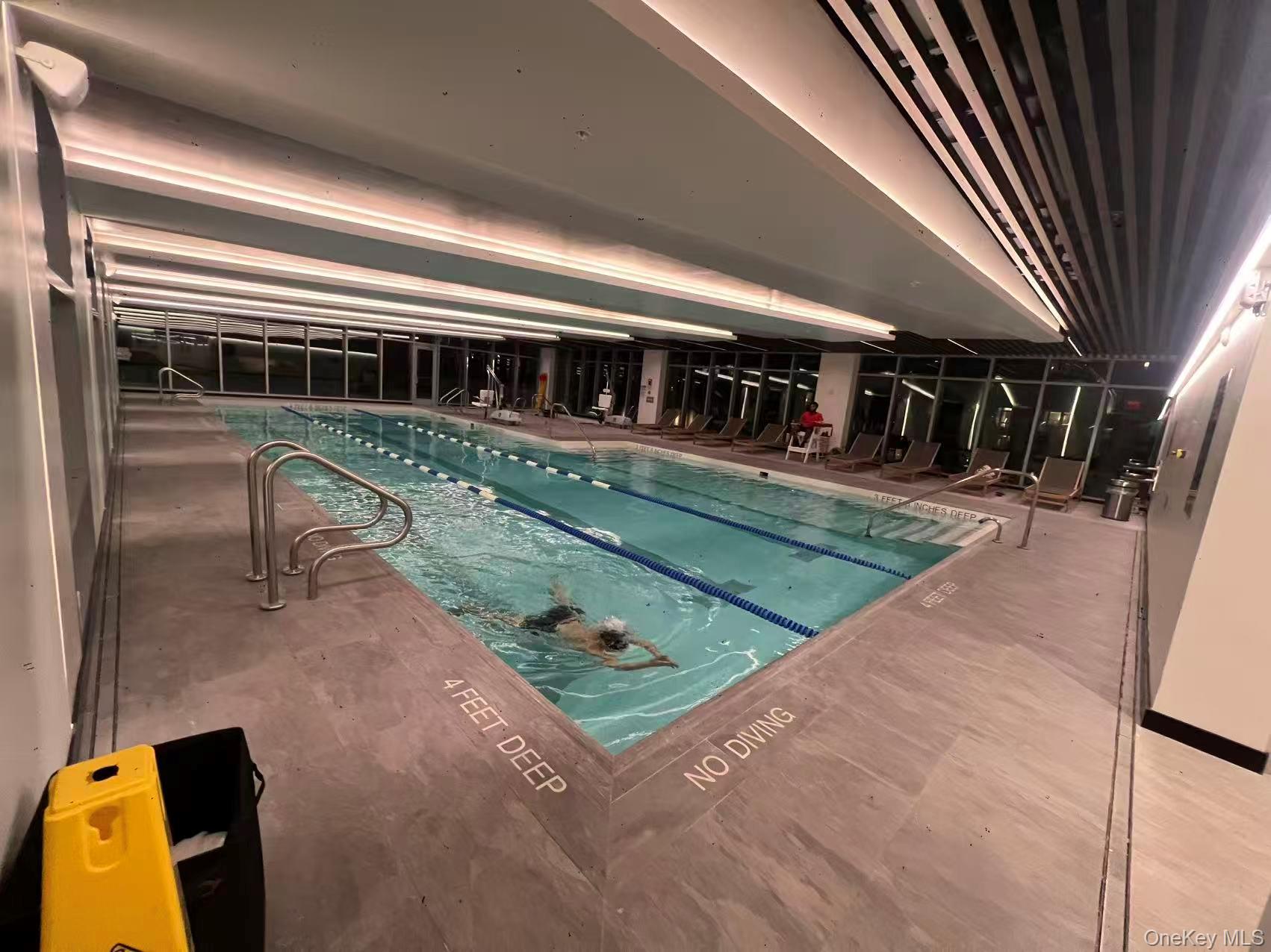 Condo 37th  Queens, NY 11354, MLS-954826-17