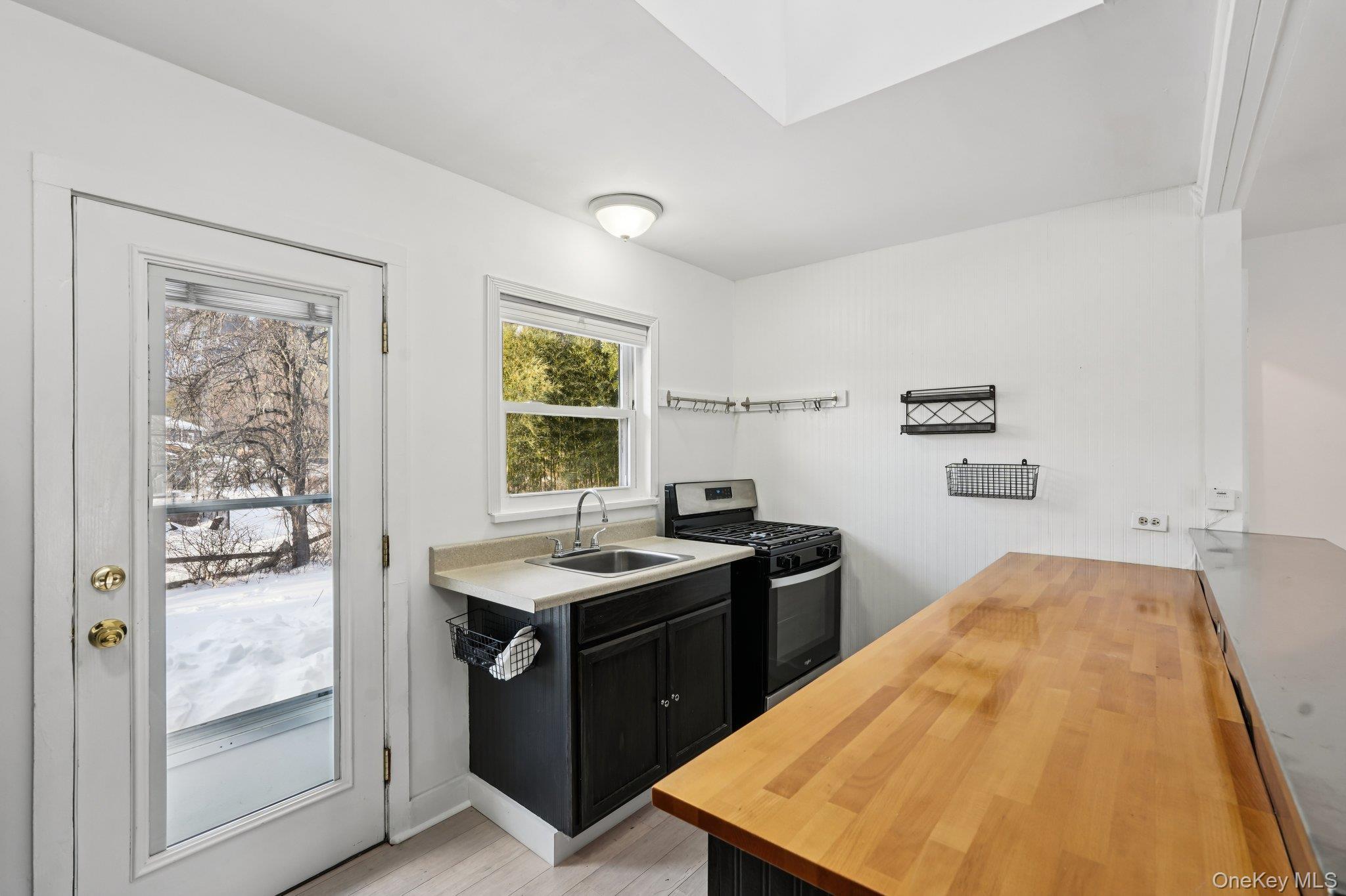 Single Family Fairview  Rockland County, NY 10986, MLS-954833-7