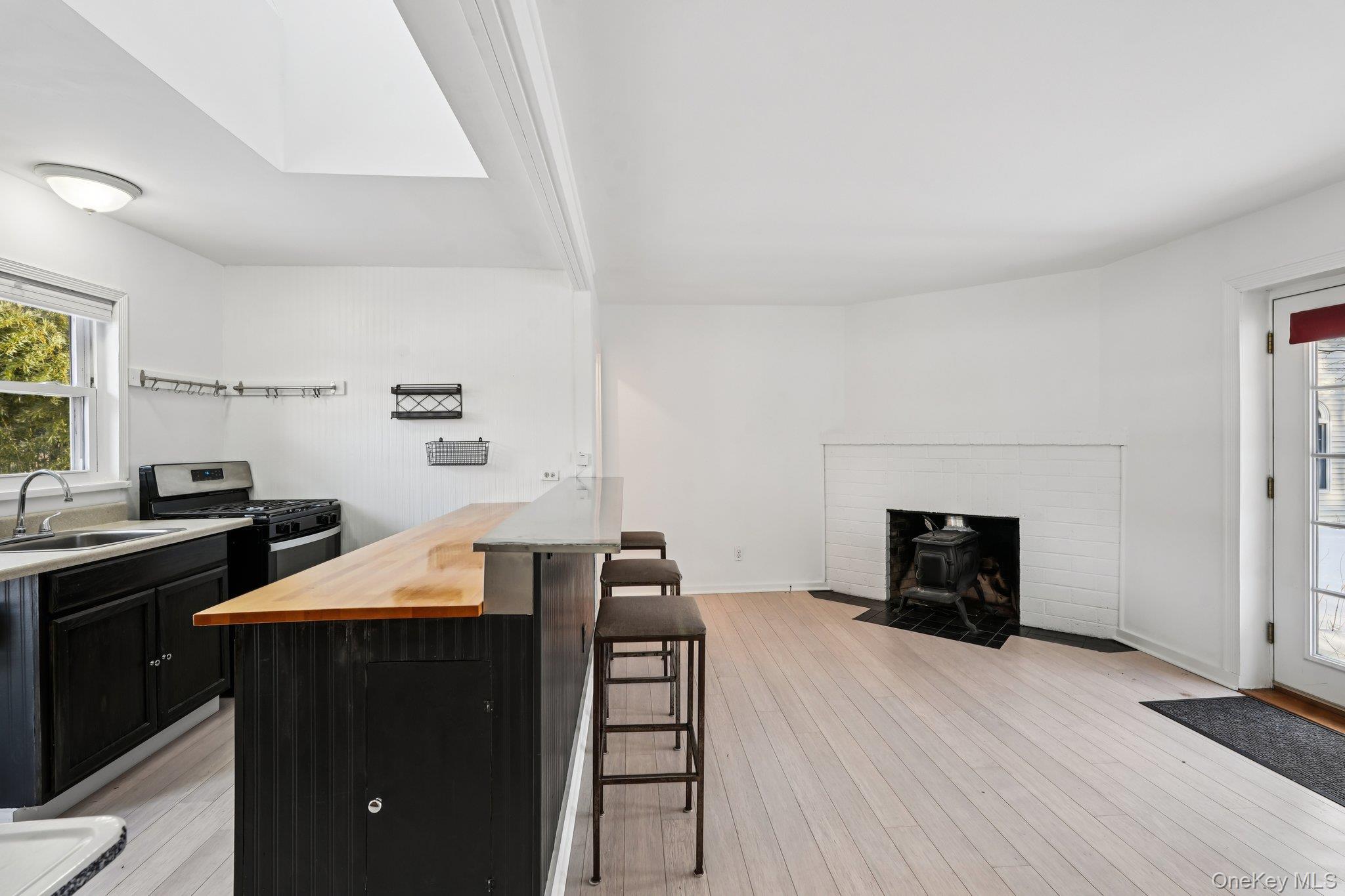 Single Family Fairview  Rockland County, NY 10986, MLS-954833-9