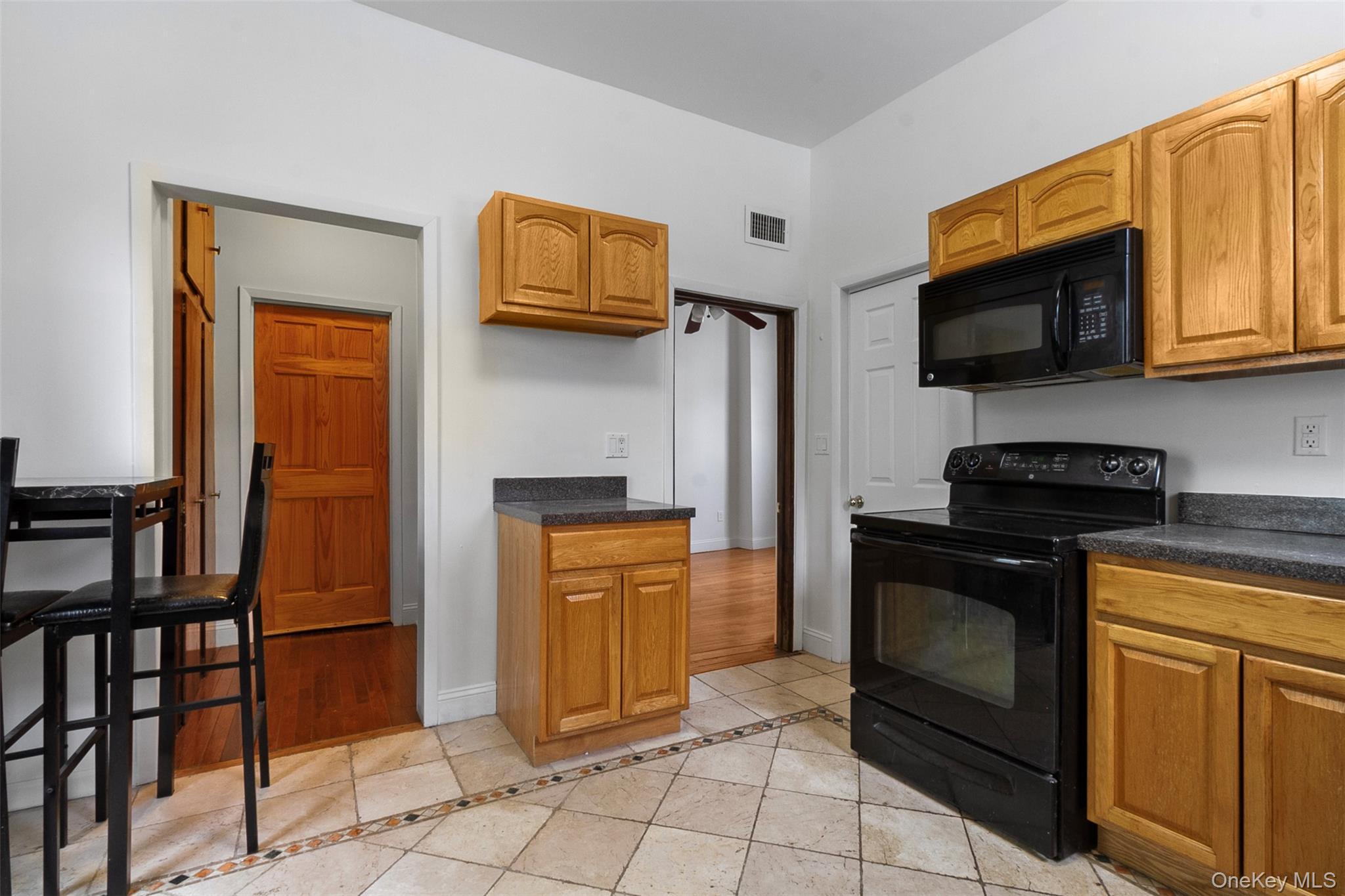 Single Family Sixth  Westchester County, NY 10550, MLS-954836-5