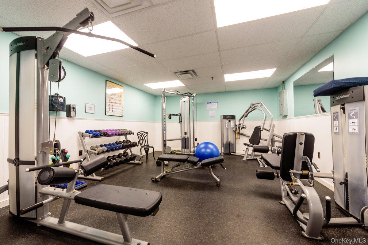 Condo Richmond  Nassau County, NY 11561, MLS-954852-19